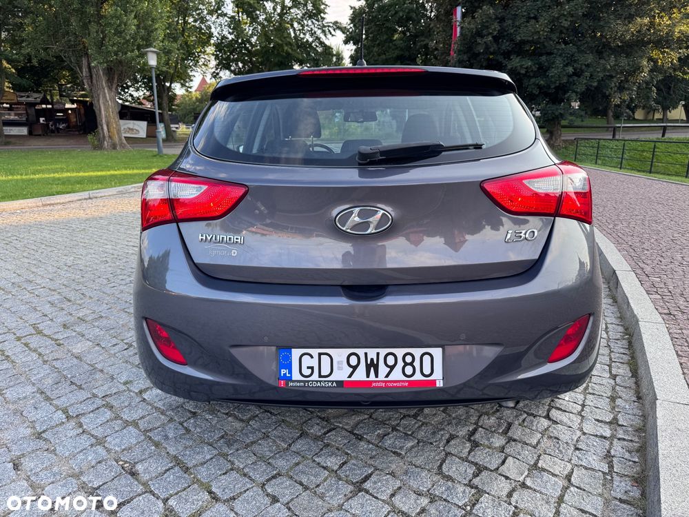 Hyundai i30 1.6 GDI Comfort - 12