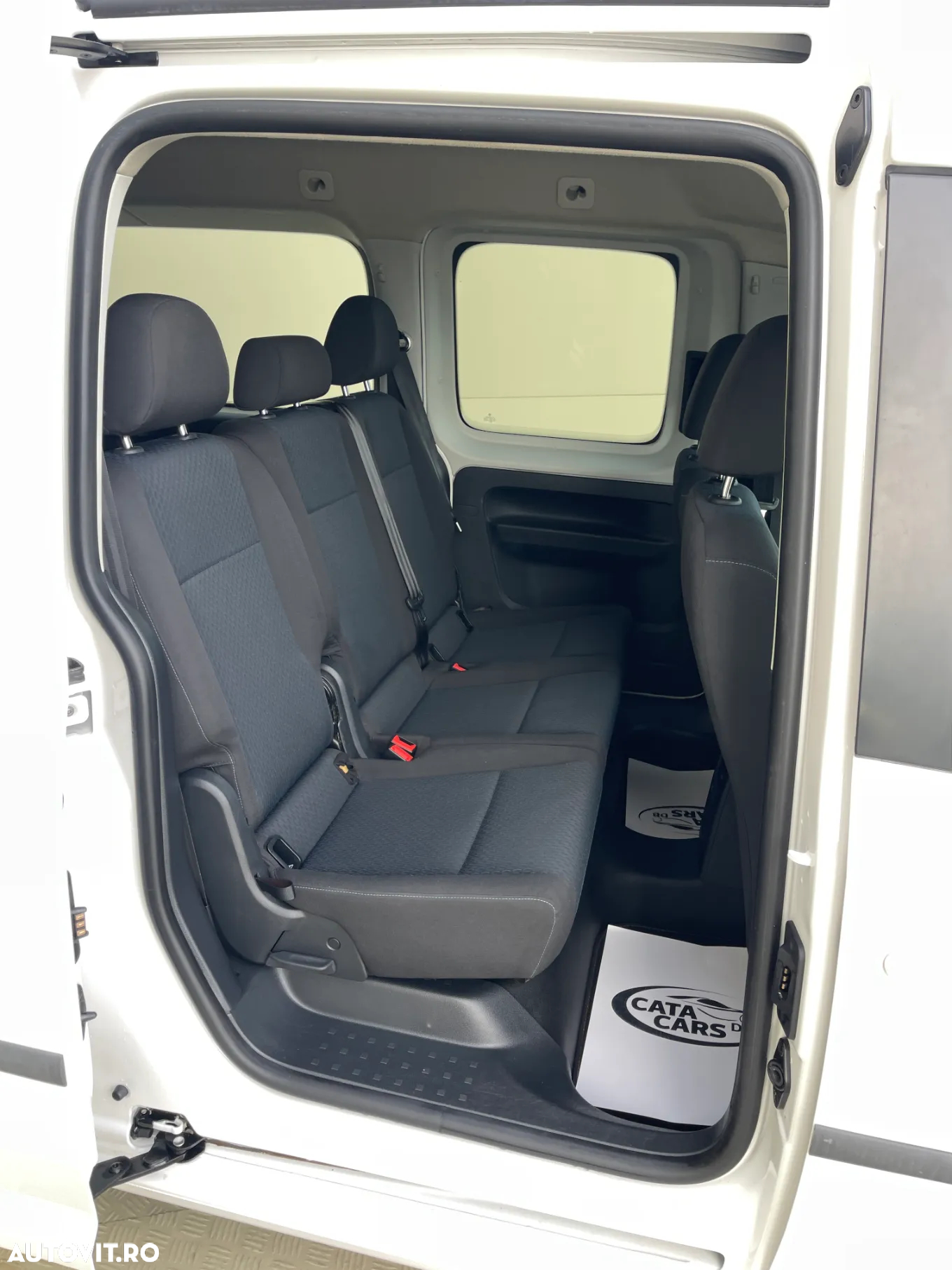 Volkswagen Caddy 2.0 TDI (7-Si.) Maxi Trendline - 24