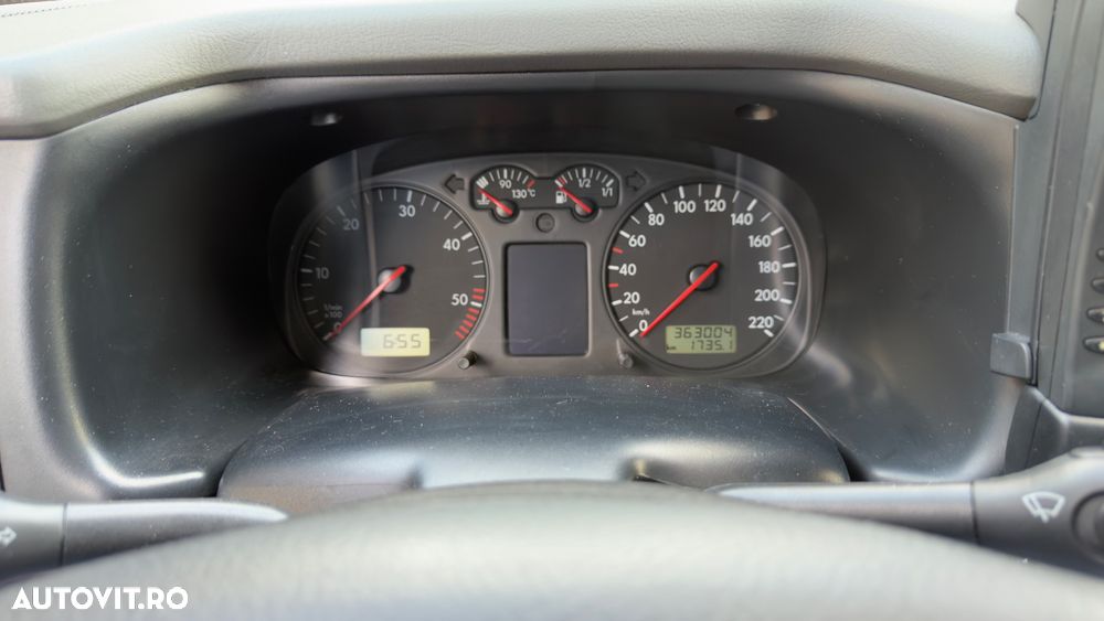 Volkswagen Transporter Multivan T4 m.Aufstd./7DCUX2/W23 - 17