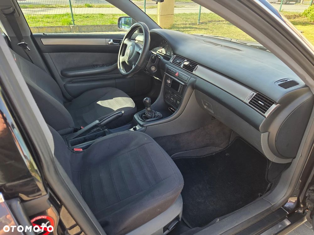 Audi A6 Limousine 1.8 - 22