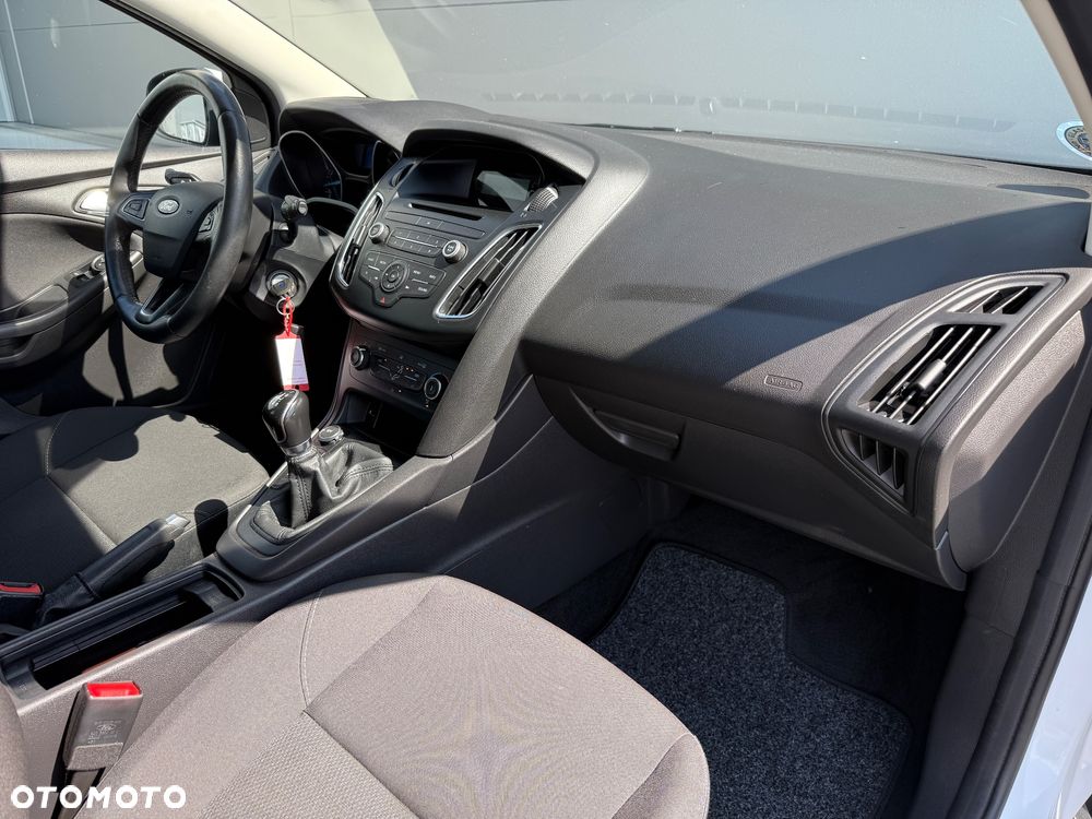 Ford Focus - 29