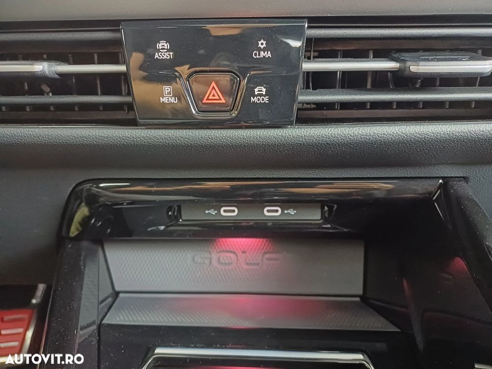 Volkswagen Golf - 30