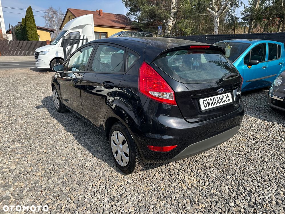 Ford Fiesta 1.25 Silver X - 11