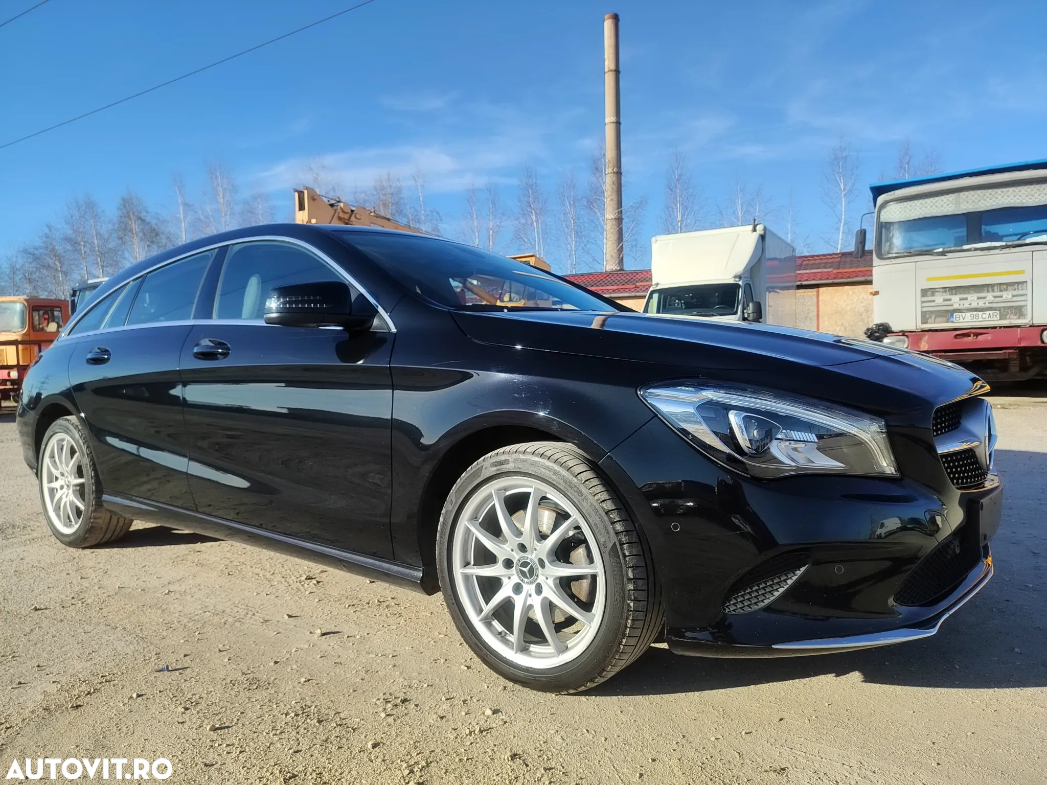 Mercedes-Benz CLA Shooting Brake 180 7G-DCT - 12