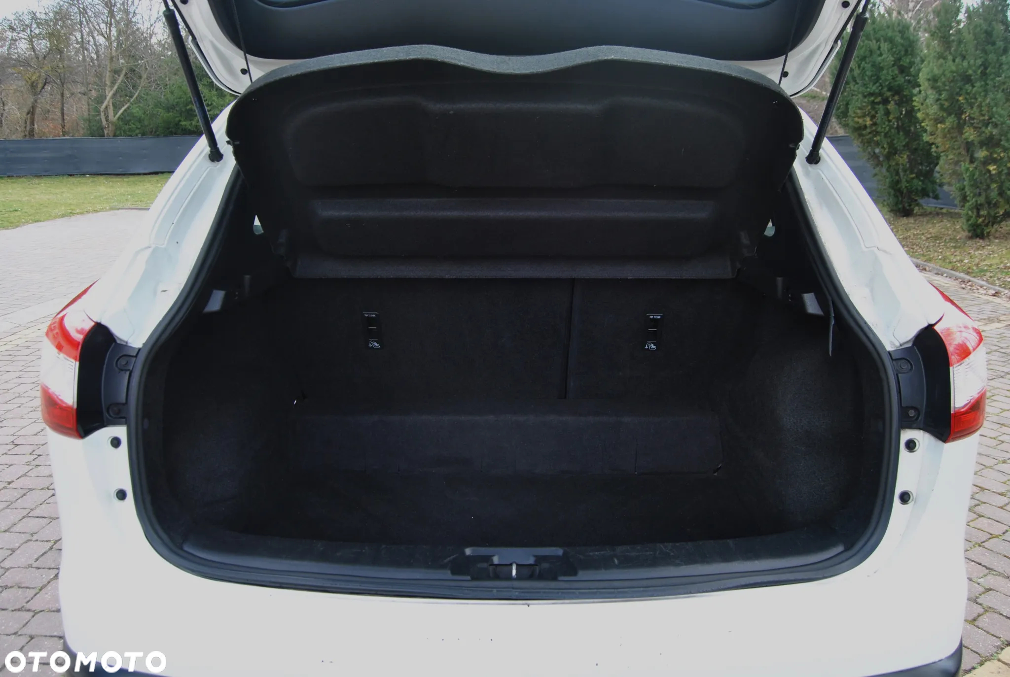 Nissan Qashqai 1.2 DIG-T Tekna - 15
