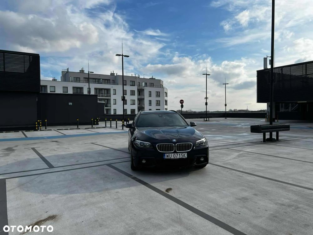 BMW Seria 5 520d xDrive Luxury Line - 2