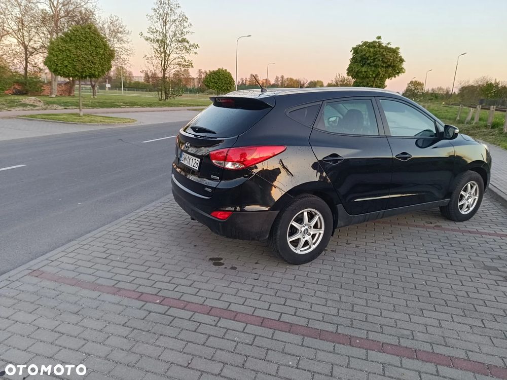 Hyundai ix35 2.0 CRDi 4WD Premium - 2