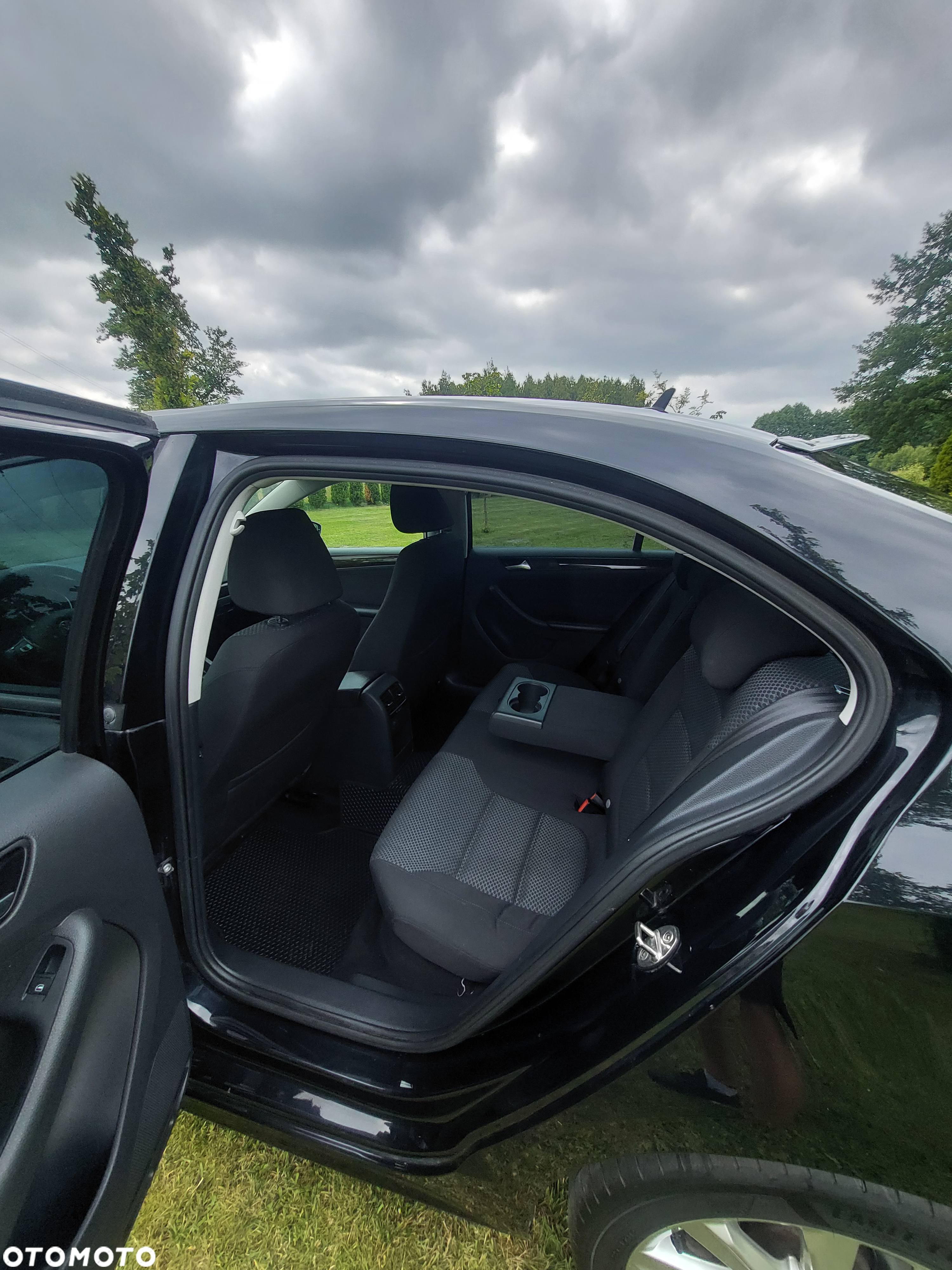 Volkswagen Jetta - 8