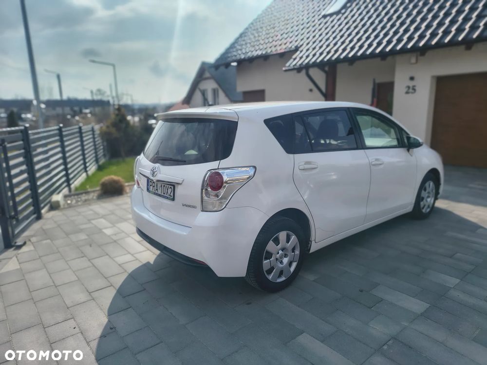 Toyota Verso 2.0 D-4D Active - 4