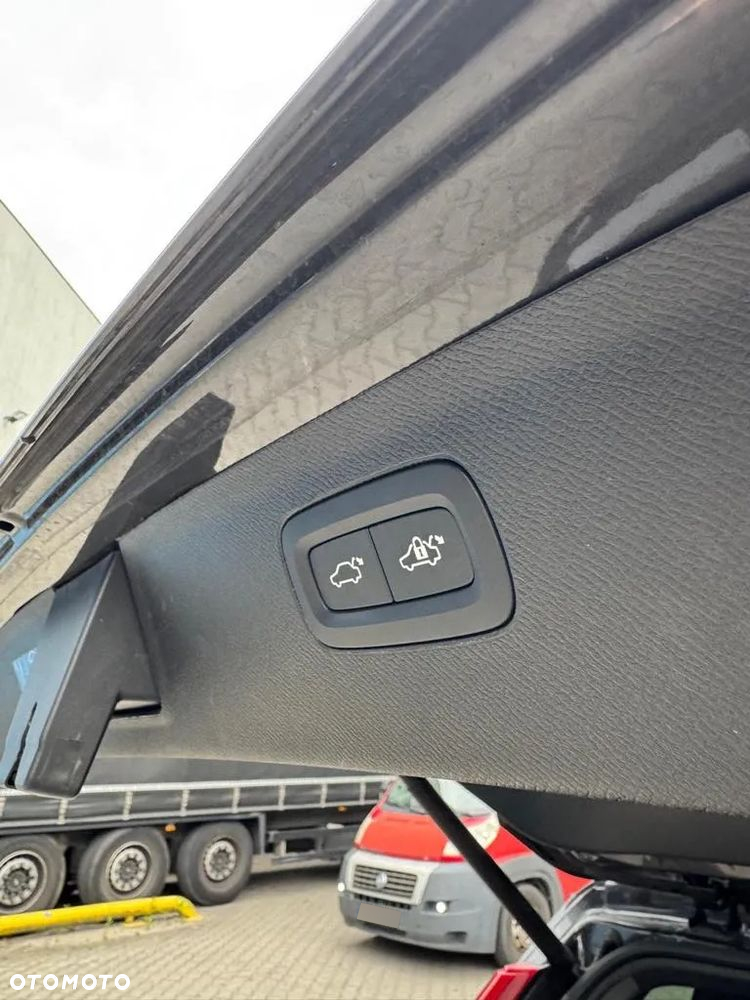 Volvo XC 90 T8 AWD Plug-In Hybrid Ultra Dark 7os - 21