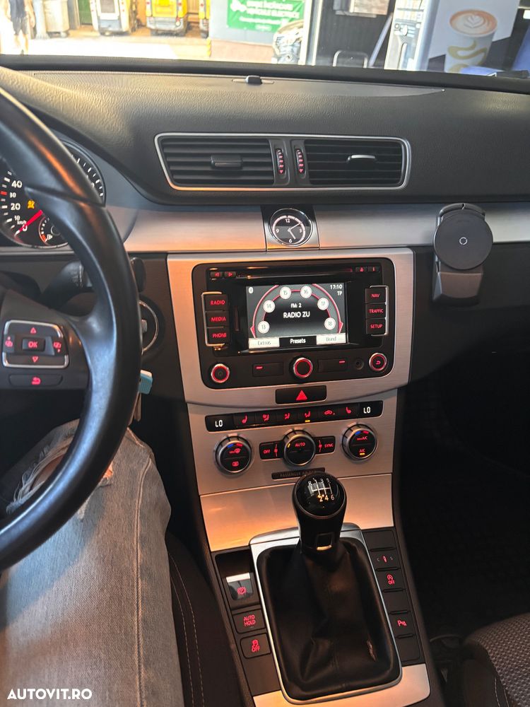 Volkswagen Passat 2.0 TDI BlueMotion Technology Highline - 8