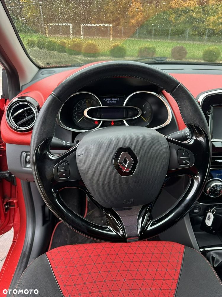 Renault Clio - 15