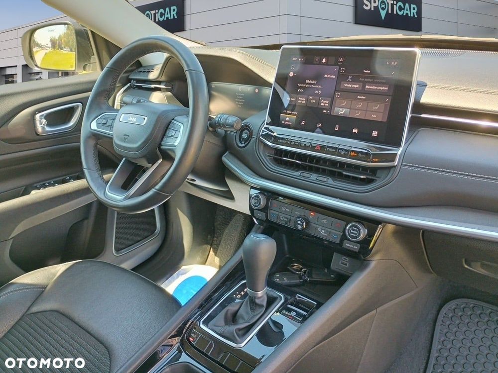 Jeep Compass - 17