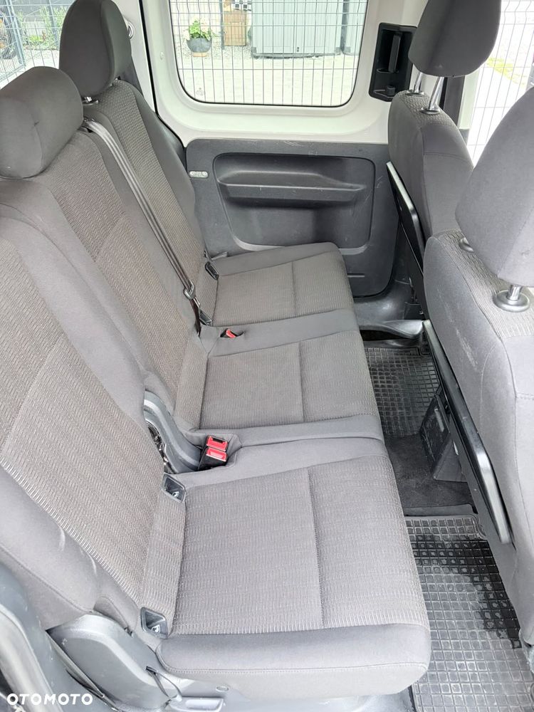 Volkswagen Caddy 2.0 TDI Highline DSG - 14