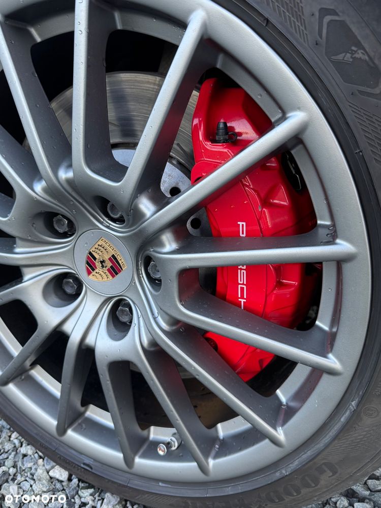 Porsche Panamera GTS - 21