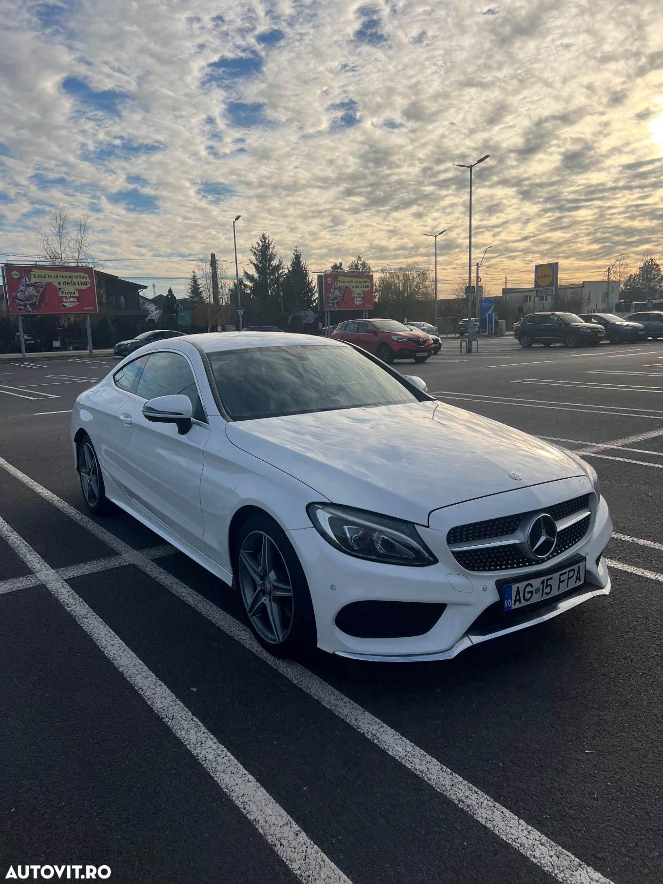 Mercedes-Benz C - 9