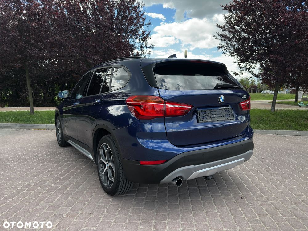 BMW X1 xDrive18d - 6