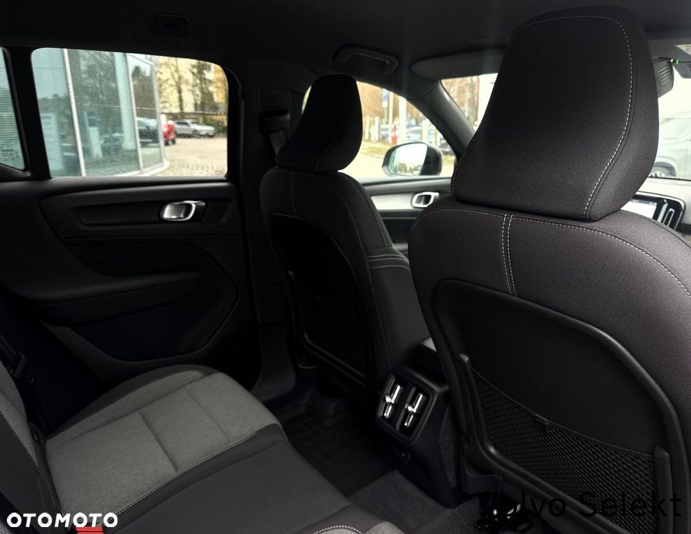 Volvo XC 40 - 29