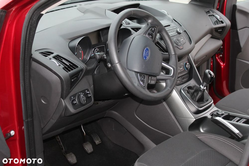 Ford Kuga 1.5 TDCi 2x4 Business Edition - 20