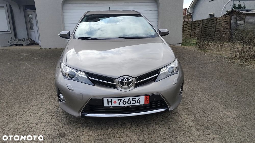 Toyota Auris 2.0 D-4D Luna - 5
