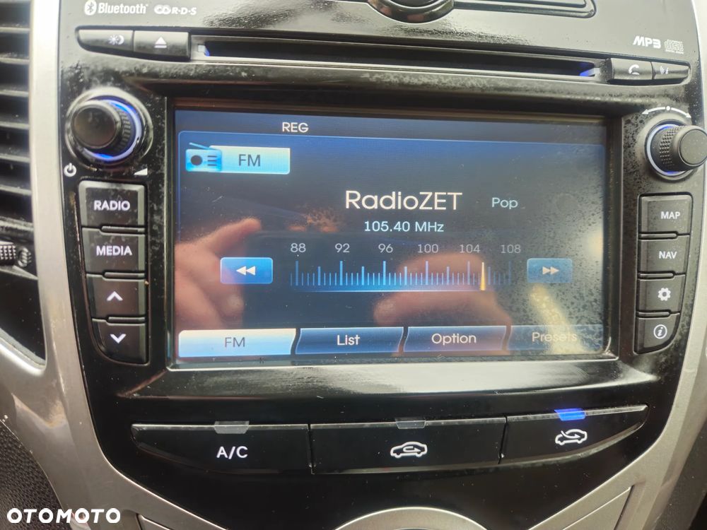 Hyundai ix20 1.4 BlueDrive Comfort - 12