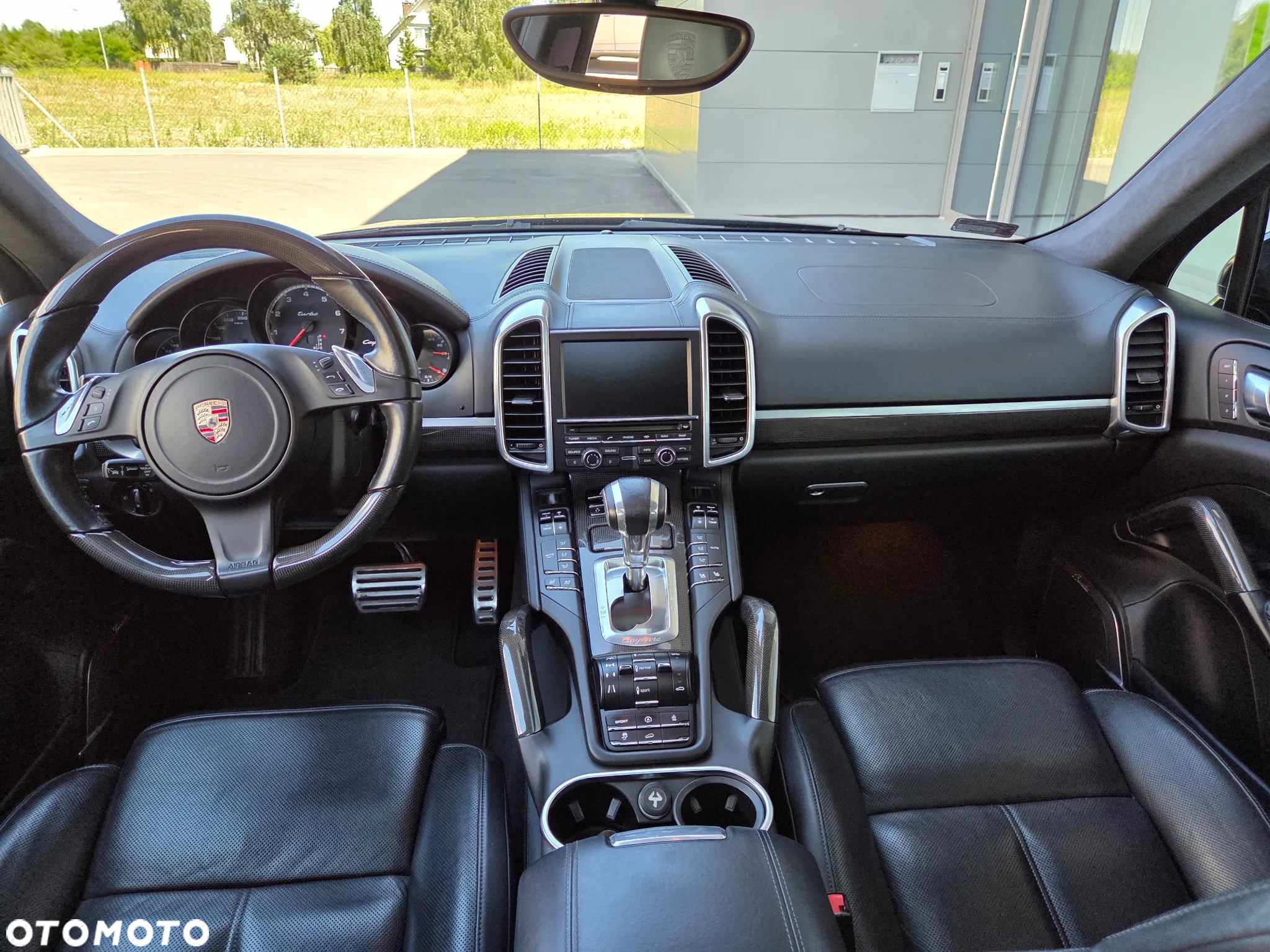 Porsche Cayenne Turbo - 17