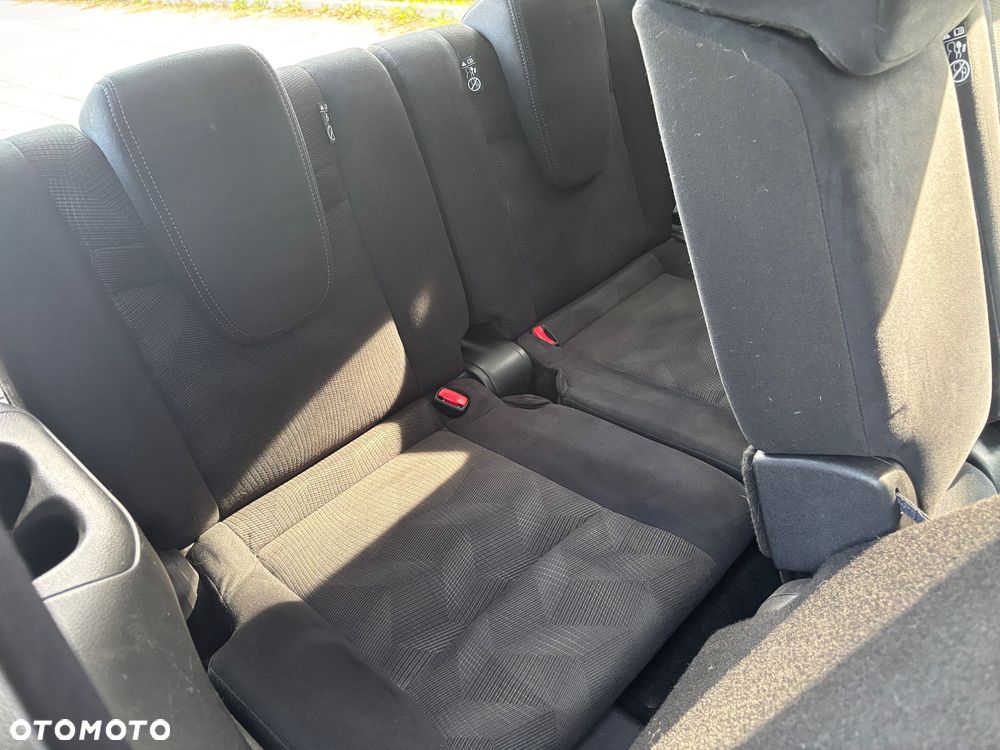 Nissan X-Trail - 16