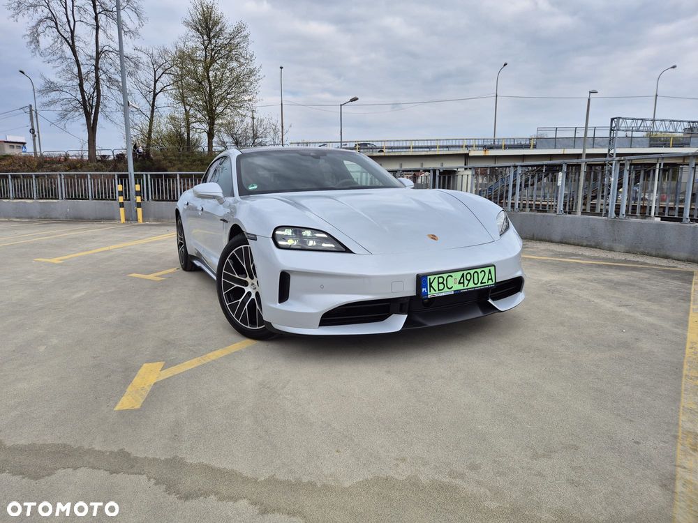 Porsche Taycan Sport Performancebatterie Plus - 7