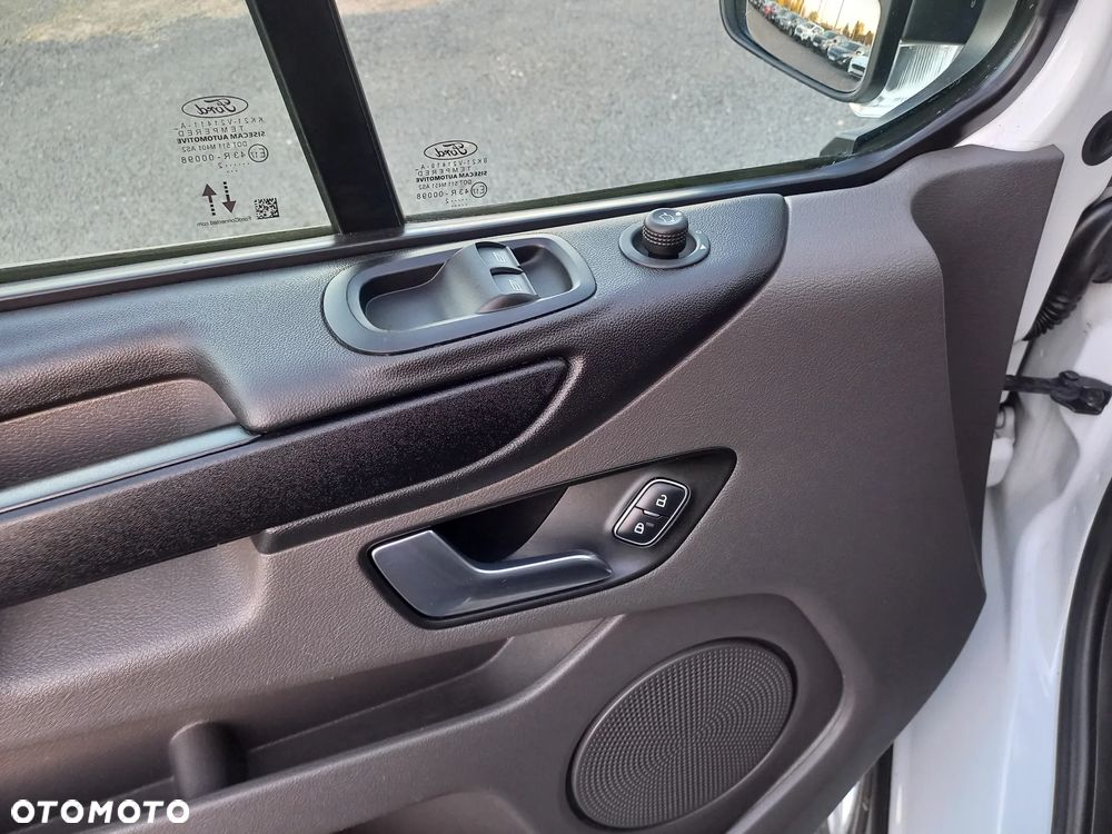 Ford Transit Custom - 23