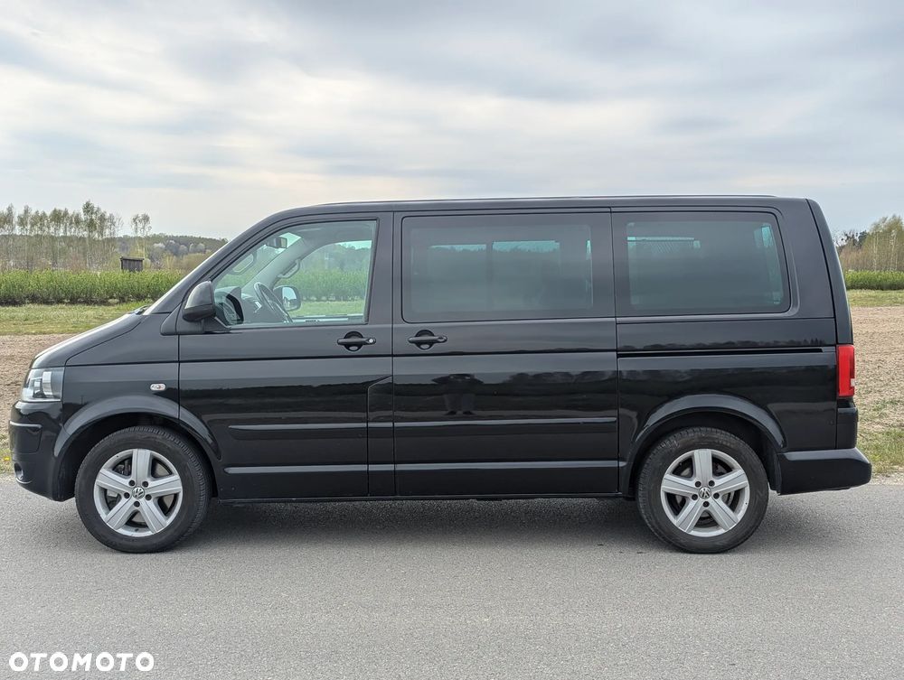 Volkswagen Multivan - 8