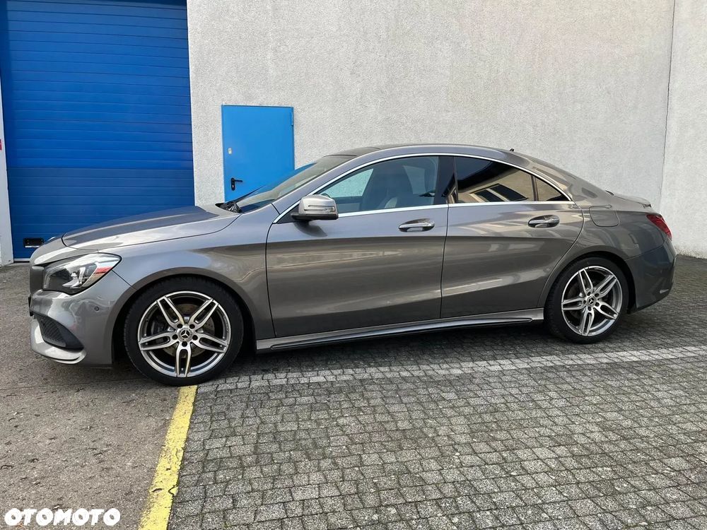 Mercedes-Benz CLA 220 4-Matic AMG Line - 2