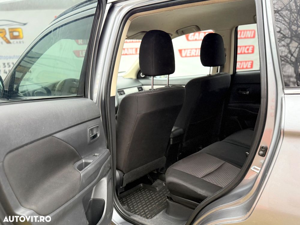 Mitsubishi Outlander 2.2 DI-D AS&G 6MT 4WD Invite A01 - 11