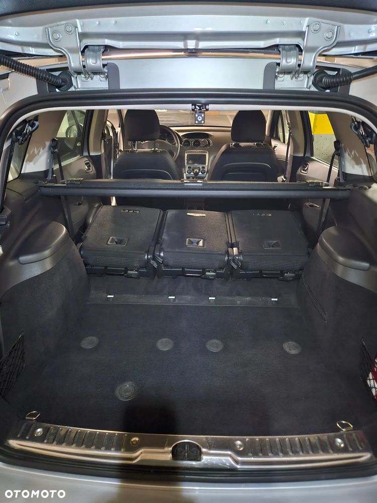 Peugeot 308 1.6 HDi Premium - 12