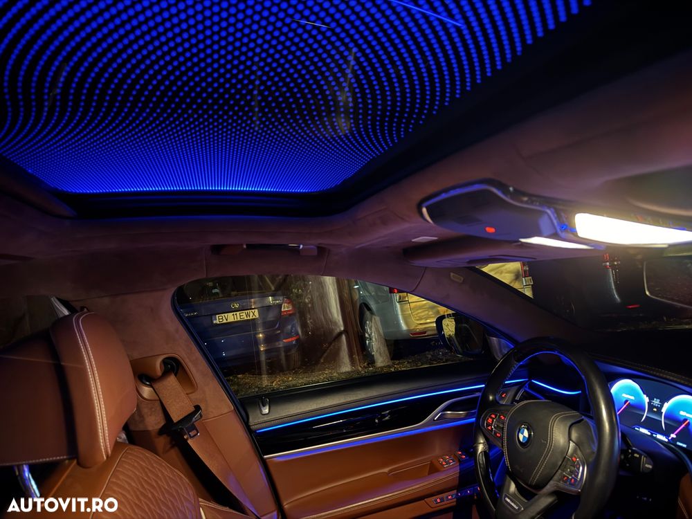 BMW Seria 7 750Li xDrive - 12