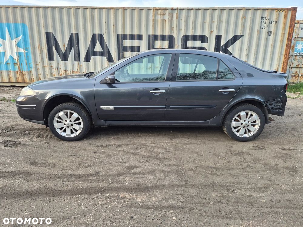 Renault Laguna 2.0 Authentique - 11