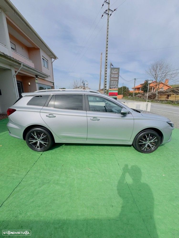 MG MG5 61 kWh Luxury - 4