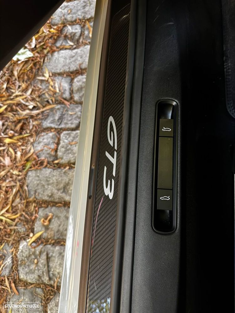 Porsche 911 (992) GT3 PDK - 42