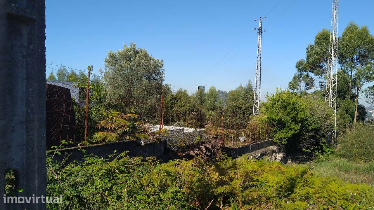 Terreno Próx. ao Hospital S. João (a 6 min.) - Grande imagem: 5/6