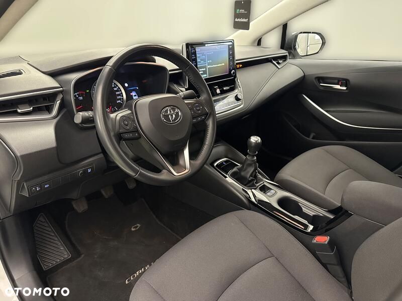 Toyota Corolla - 10