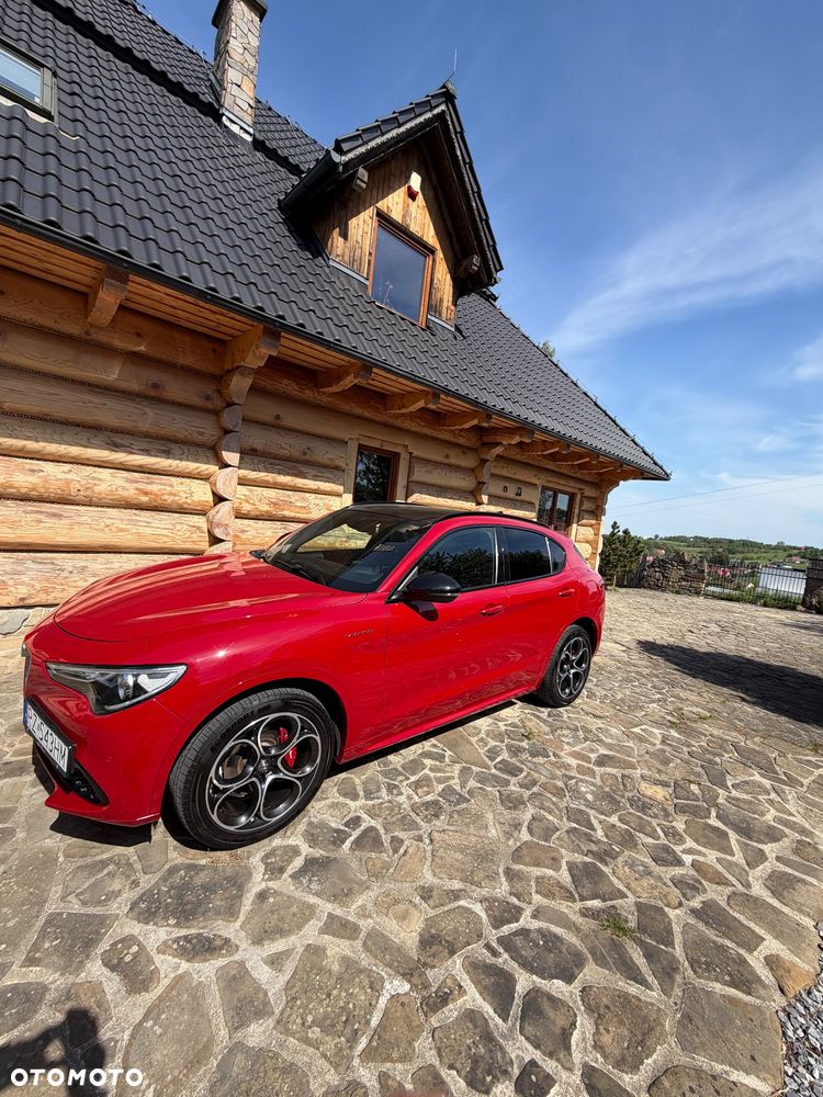 Alfa Romeo Stelvio 2.0 Turbo 16V AT8-Q4 Veloce Ti - 9