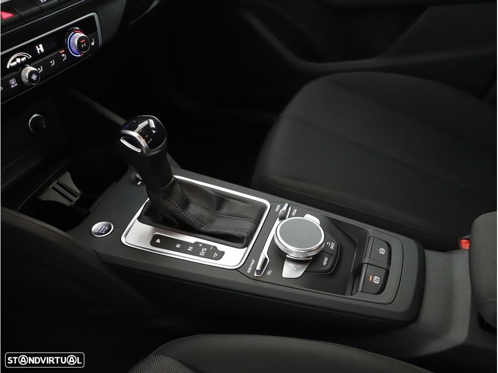 Audi Q2 35 TFSI Advanced S tronic - 25