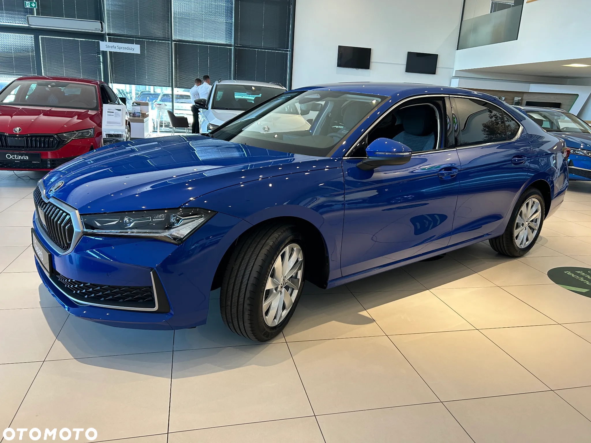 Skoda Superb 2.0 TDI SCR Selection DSG - 4