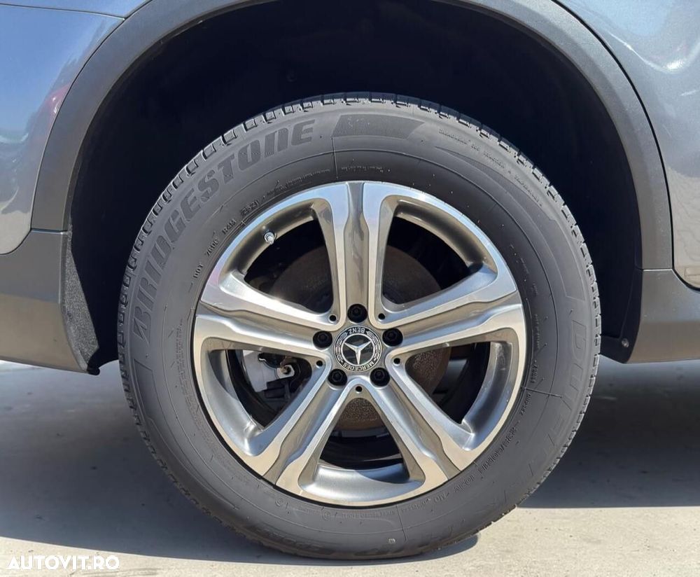 Mercedes-Benz GLC 300 d 4MATIC - 21