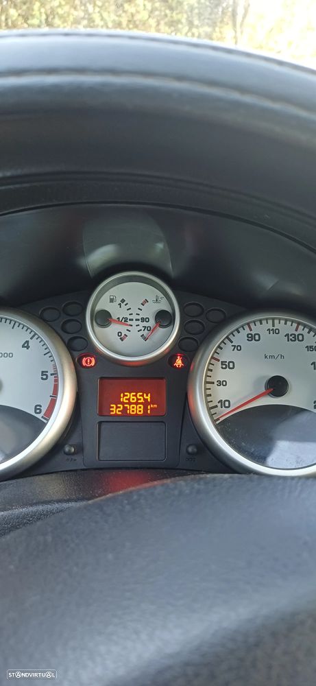 Peugeot 207 1.4 HDi Urban - 17