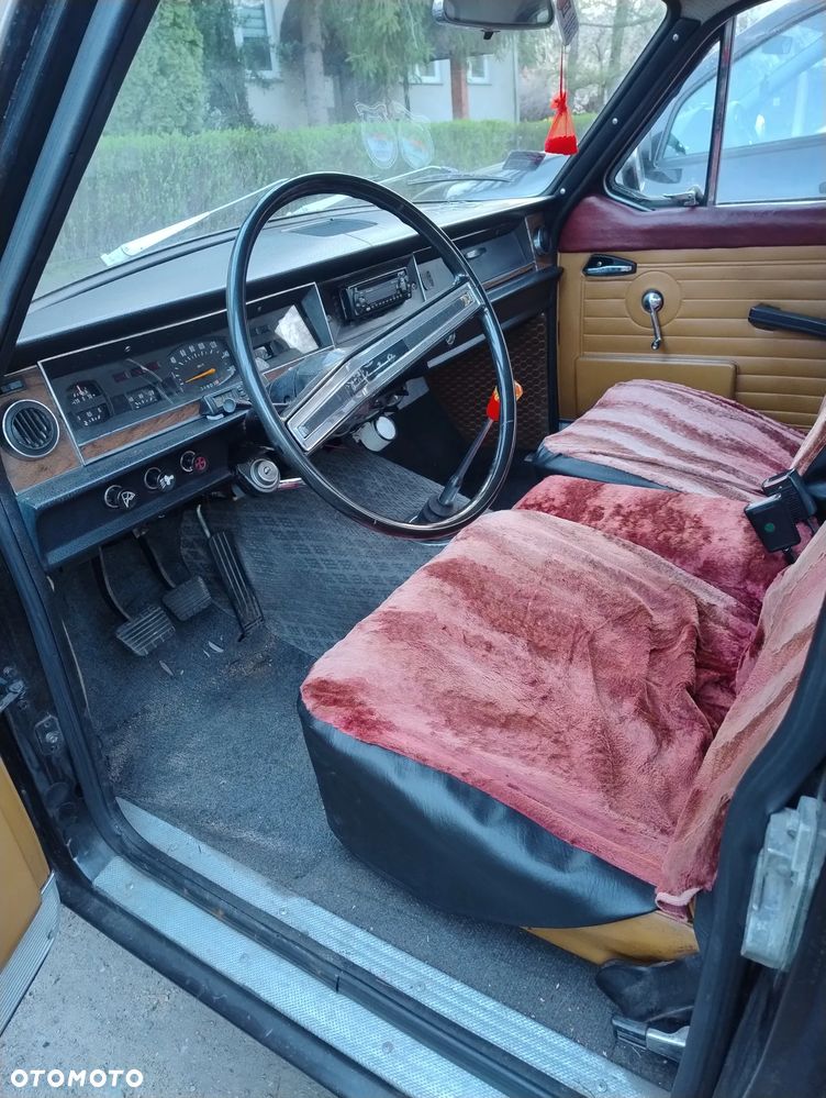 Wołga GAZ-24 - 11
