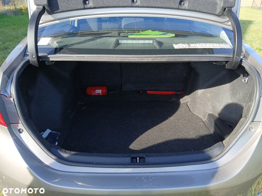 Toyota Corolla 1.33 Active - 3