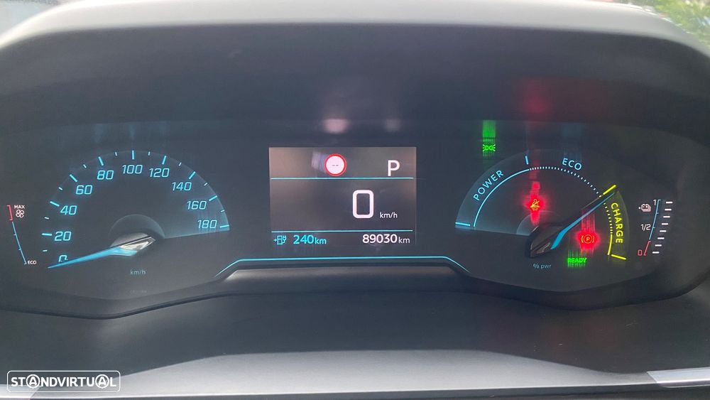 Peugeot e-208 50 kWh Allure Pack - 31