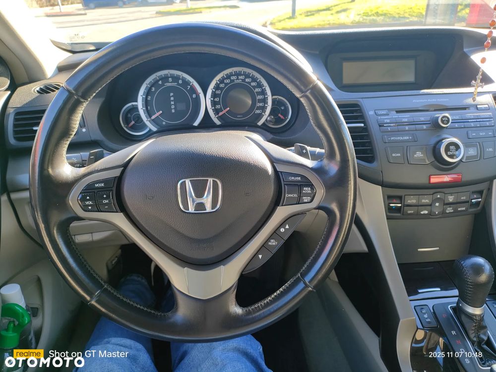 Honda Accord 2.4 Executive - 21