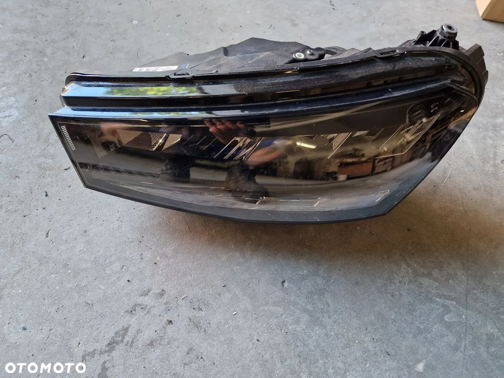 Reflektor lewy przód skoda fabia IV 6VB.941.015 - 1