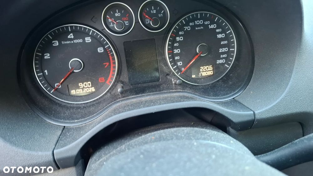 Audi A3 Sportback 1.8 TFSI Ambition - 15